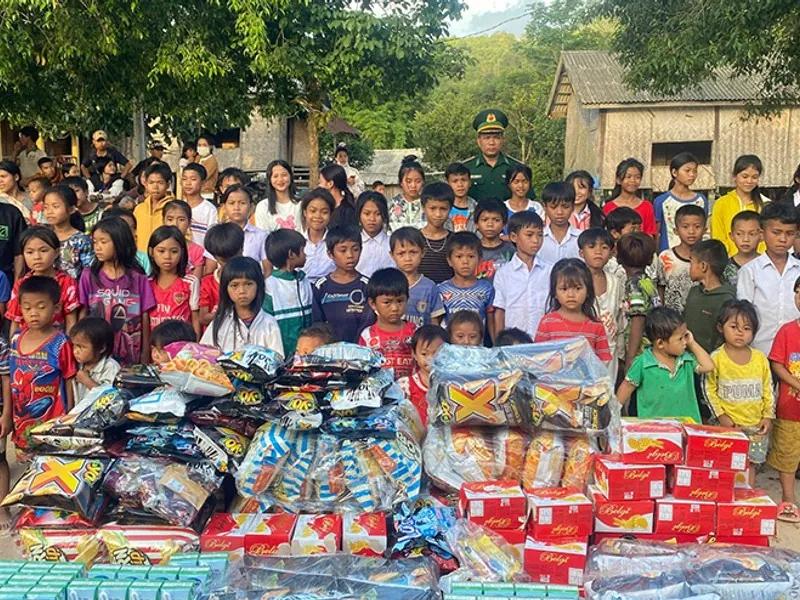 Truy cập trang web mu9 và tìm nút tải ứng dụng